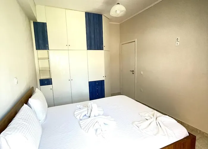 Coastal Village Escape * Anemochori